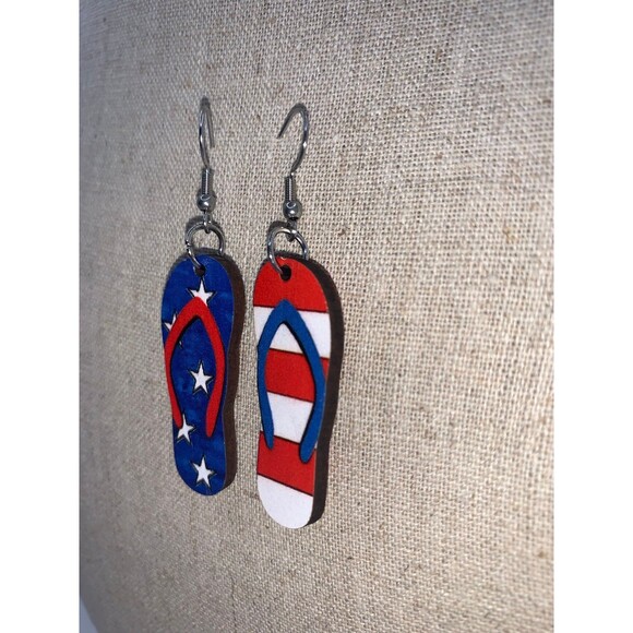 Retro Stars and Stripes Flip-Flop earrings - Picture 3 of 5